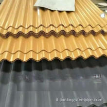 Copertura in lamiera ondulata in acciaio con rivestimento zinco